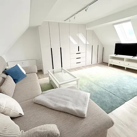 51 Im Boddenhof Stedar *